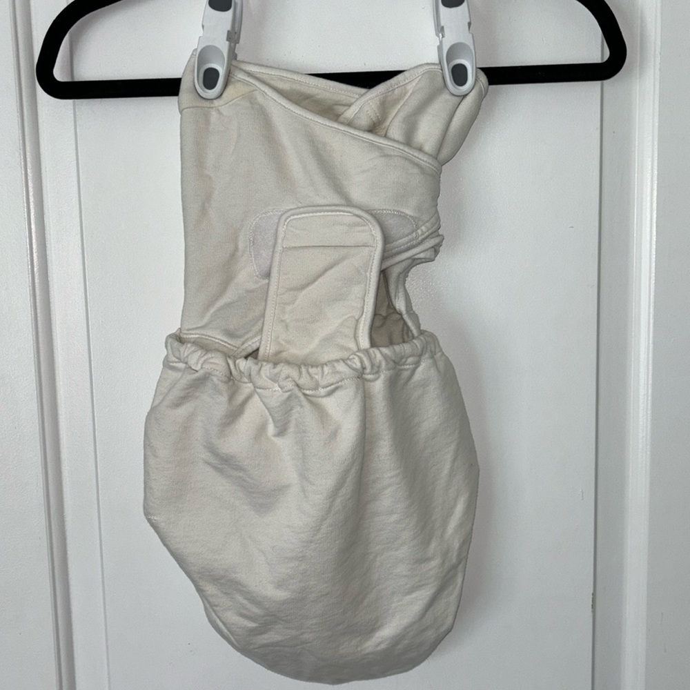 ERGObaby infant swaddler S/M ergo baby